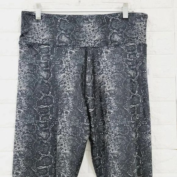 Halston Women's Snake-Skin Print Yoga Leggings High Waist Black Size L - Picture 7 of 7